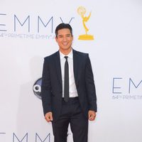 Mario Lopez en la alfombra roja Emmy 2012