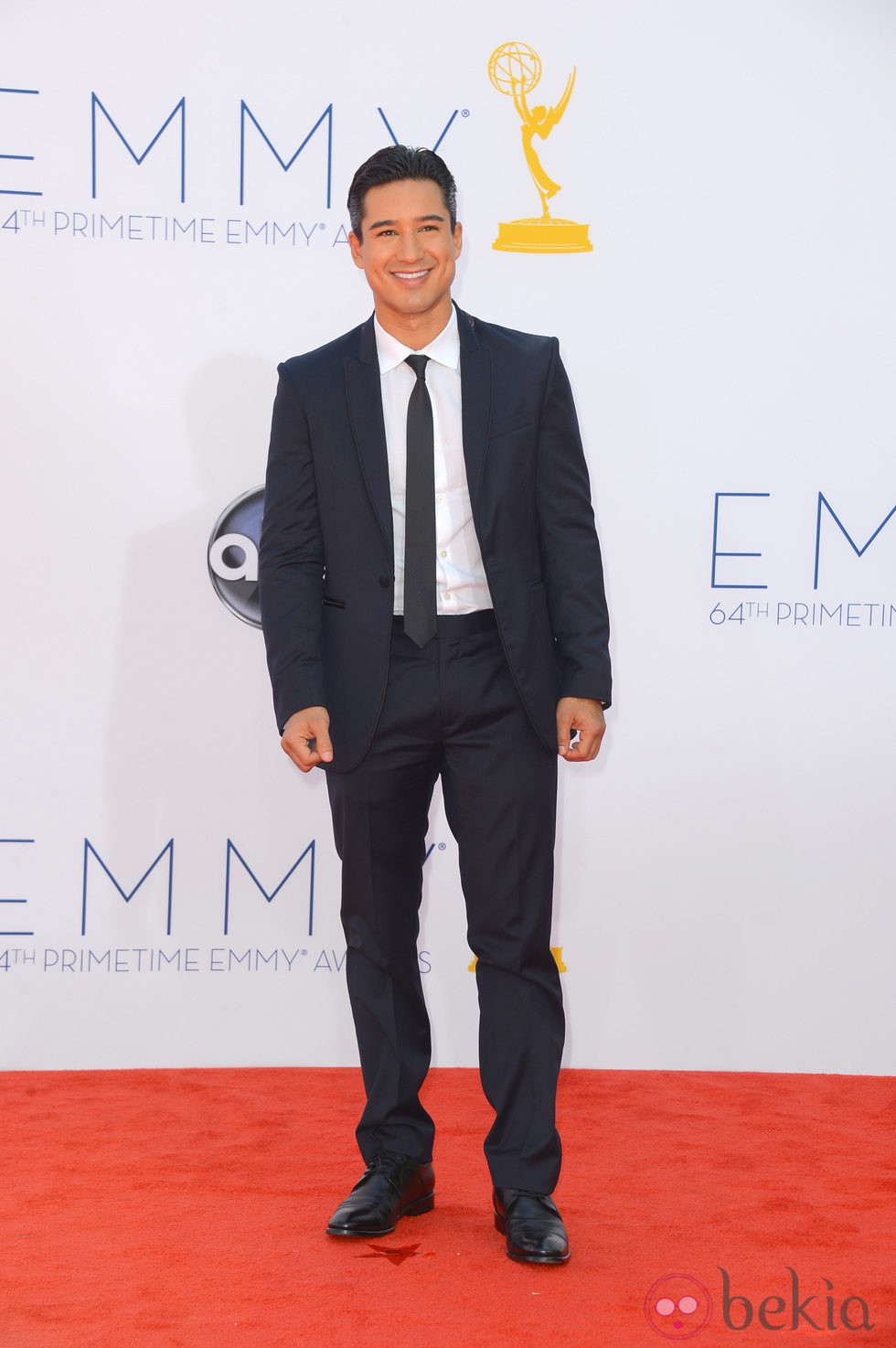 Mario Lopez en la alfombra roja Emmy 2012
