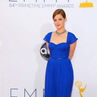 Jane Levy en la alfombra roja de los Emmy 2012
