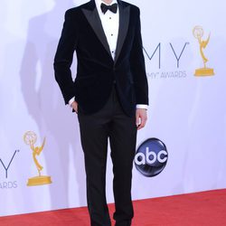 Jim Parsons en la alfombra roja de los Emmy 2012