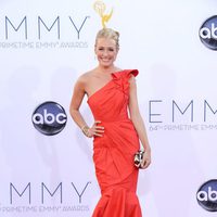 Cat Deeley en la alfombra roja de los Emmy 2012
