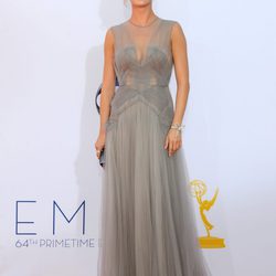 Emily VanCamp en los Emmy 2012