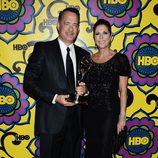 Tom Hanks y su mujer Rita Wilson en la fiesta de la HBO tras los Emmy 2012
