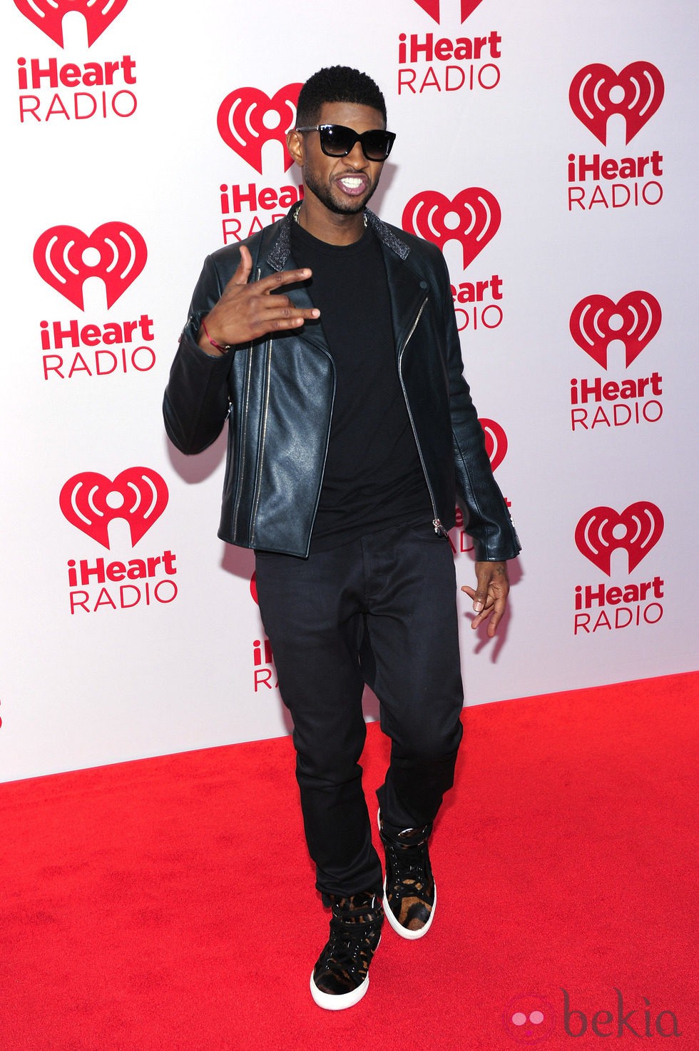 Usher en el festival de música IHeartRadio 2012