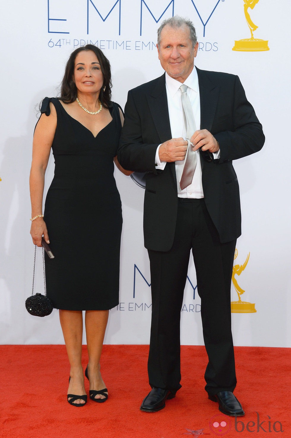 Ed O'Neill y Catherine Rusoff en los Emmy 2012