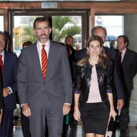 Los Príncipes Felipe y Letizia en la inauguración de la Asamblea de Municipios y Regiones de Europa