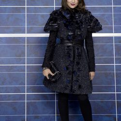 Laetitia Casta en el desfile de Chanel de la Semana de la Moda de París