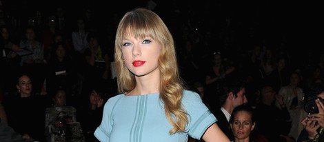 Taylor Swift en el desfile de Elie Saab en la Semana de la Moda de París