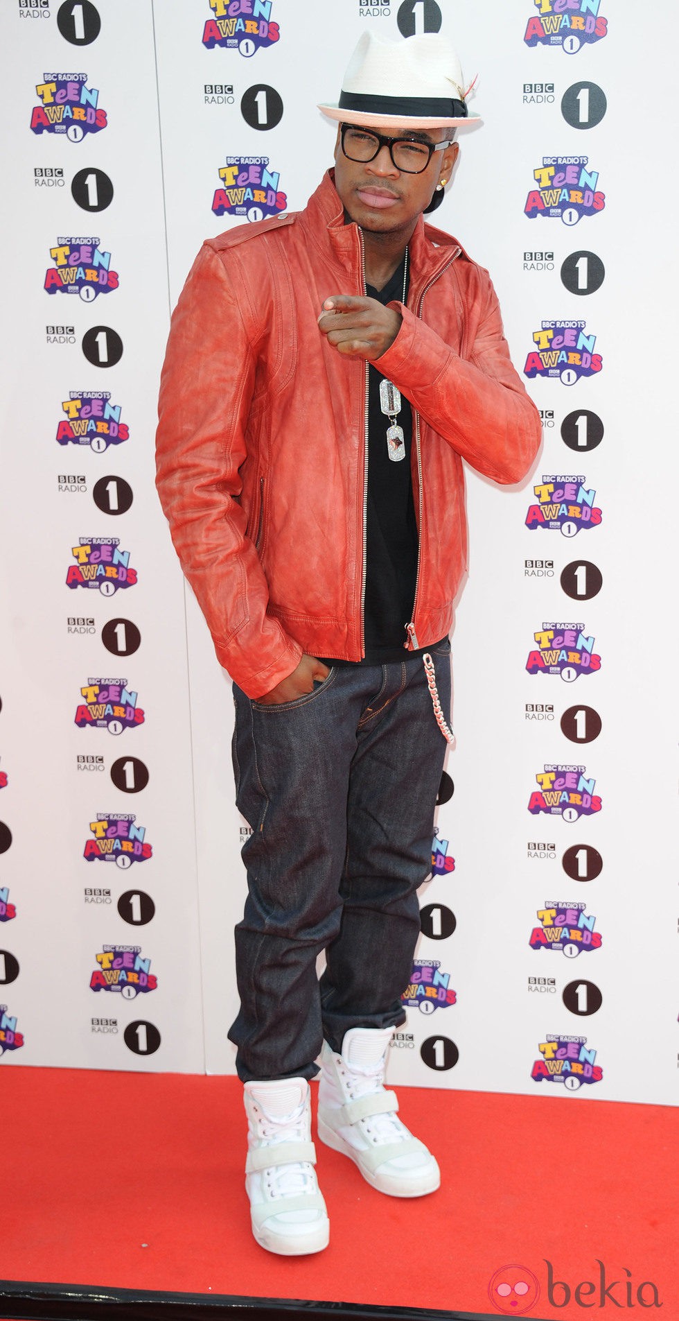 Ne-Yo en la alfombra roja de los Teen Awards 2012