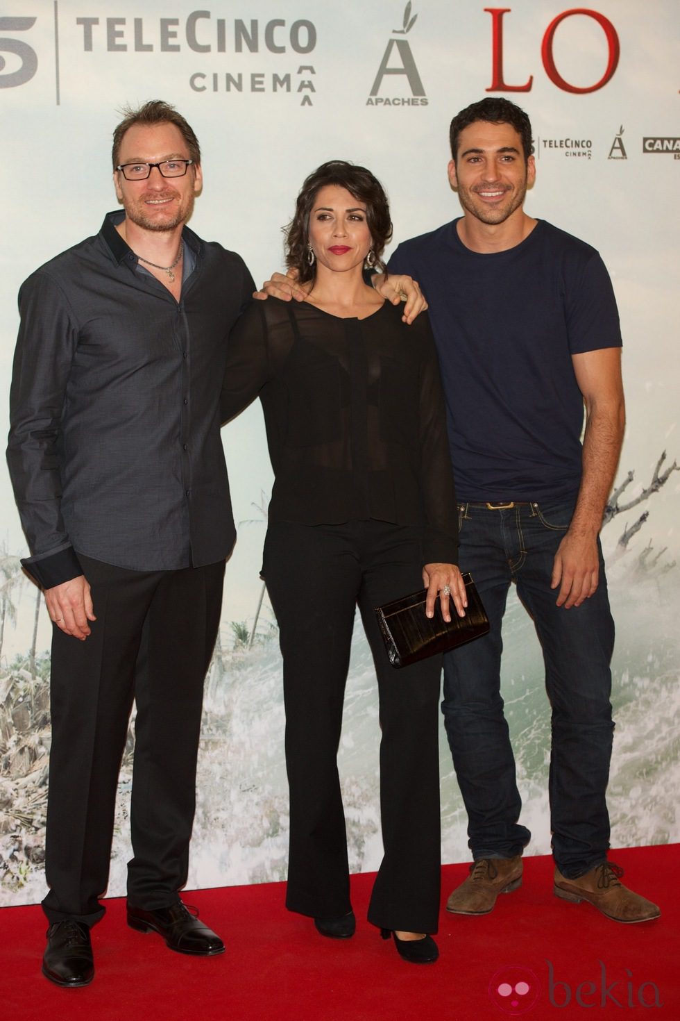 Ben Temple, Alicia Borrachero y Miguel Ángel Silvestre en el estreno de 'Lo Imposible' en Madrid