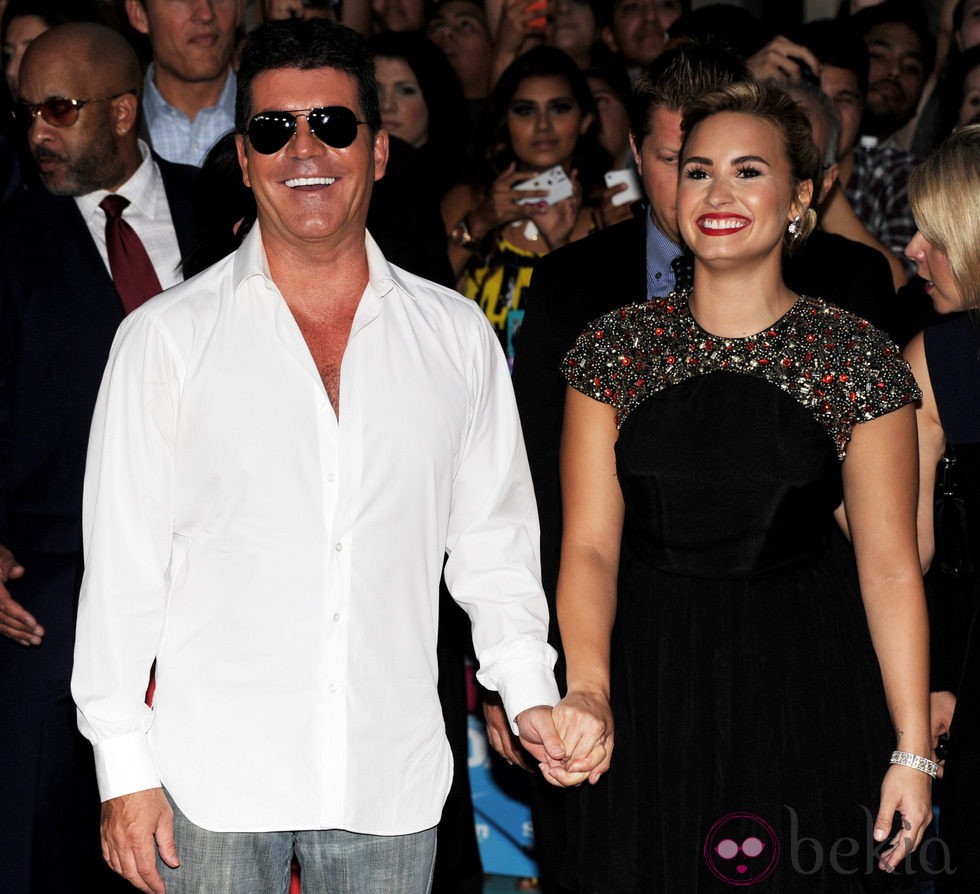 Simon Cowell y Demi Lovato en la première de 'The X Factor'