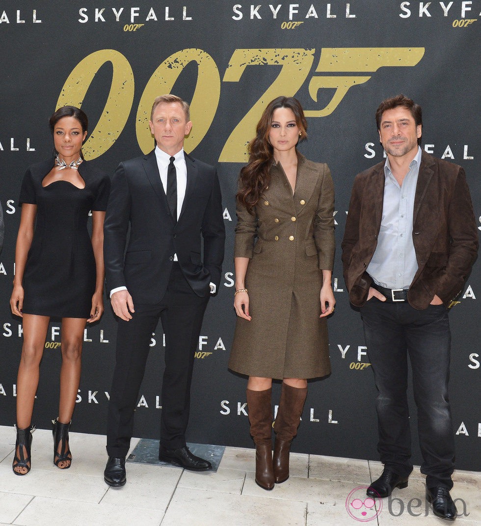 Naomie Harris, Daniel Craig, Bérénice Marlohe y Javier Bardem presentan 'Skyfall' en Nueva York