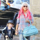 Christina Aguilera y su hijo Max Bratman