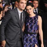 Robert Pattinson y Kristen Stewart en la preimière de 'Amanecer. Parte 1'