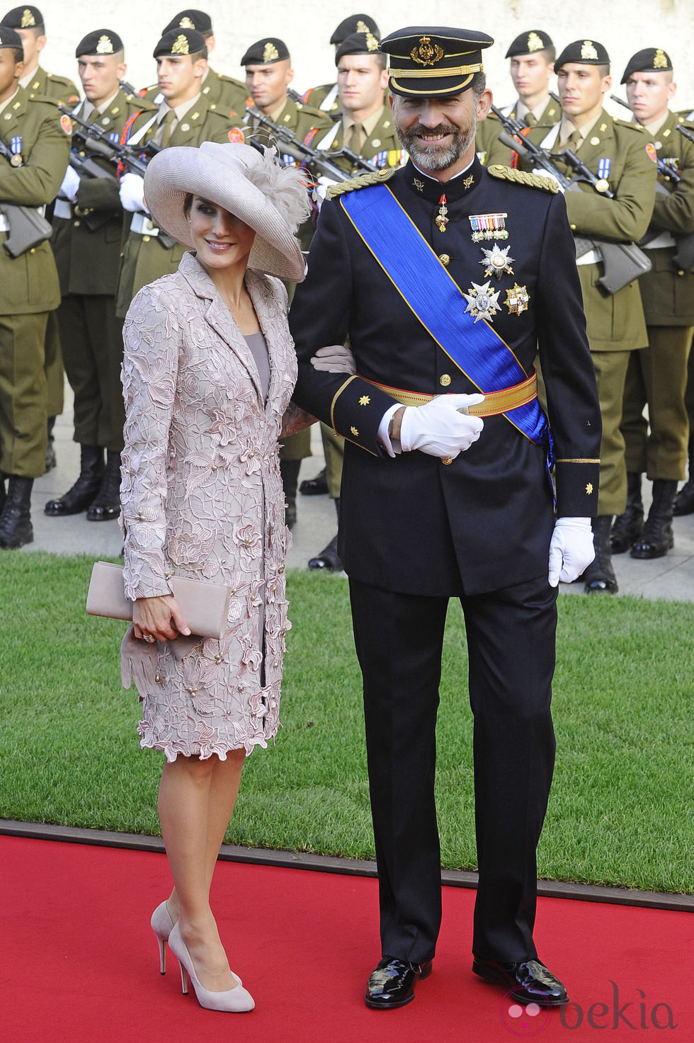 Los Príncipes Felipe y Letizia en la boda de Guillermo de Luxemburgo y Stéphanie de Lannoy