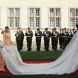 Cola del vestido de Stéphanie de Lannoy en su boda con Guillermo de Luxemburgo