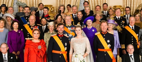 Guillermo y Stéphanie de Luxemburgo con las Casas Reales invitadas a su boda