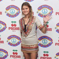 Carla Pereyra en la fiesta 'Flower Power' en Ibiza