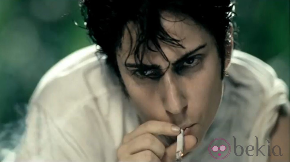 Lady Gaga se parece a Amy Winehouse en el videoclip 'You and I'