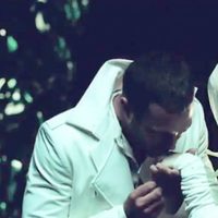 Lady Gaga se casa en el videoclip de 'You and I'