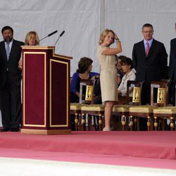 Esperanza Aguirre, Rajoy, Gallardón, Trinidad Jiménez y otros políticos esperan al Papa