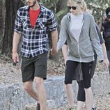 Andrew Garfield y Emma Stone pasean agarrados de la mano por California