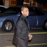 Chris Brown en el 50 cumpleaños de David Furnish