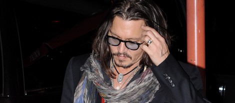 Johnny Depp en el 50 cumpleaños de David Furnish