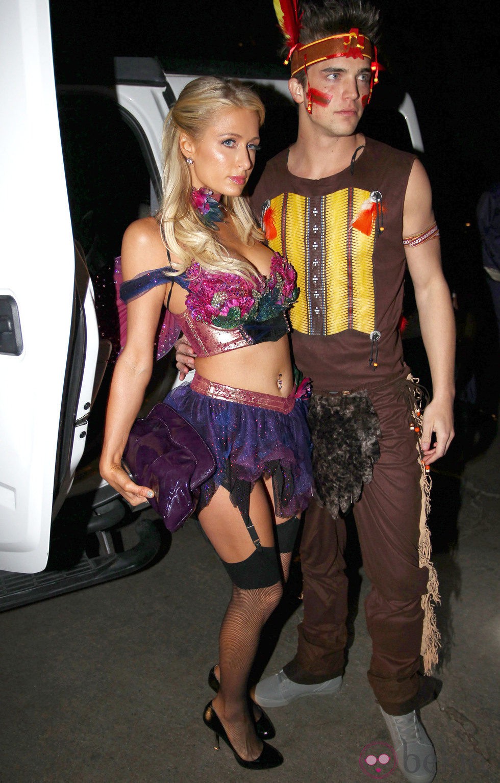 Paris Hilton y River Viiperi disfrazados para otra fiesta de Halloween 2012
