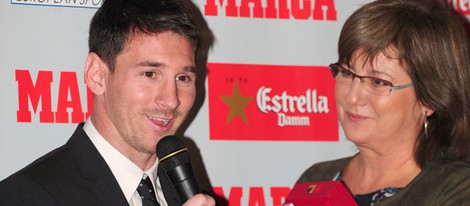 Olga Viza y Leo Messi en la ceremonia de entrega de la Bota de Oro 2012