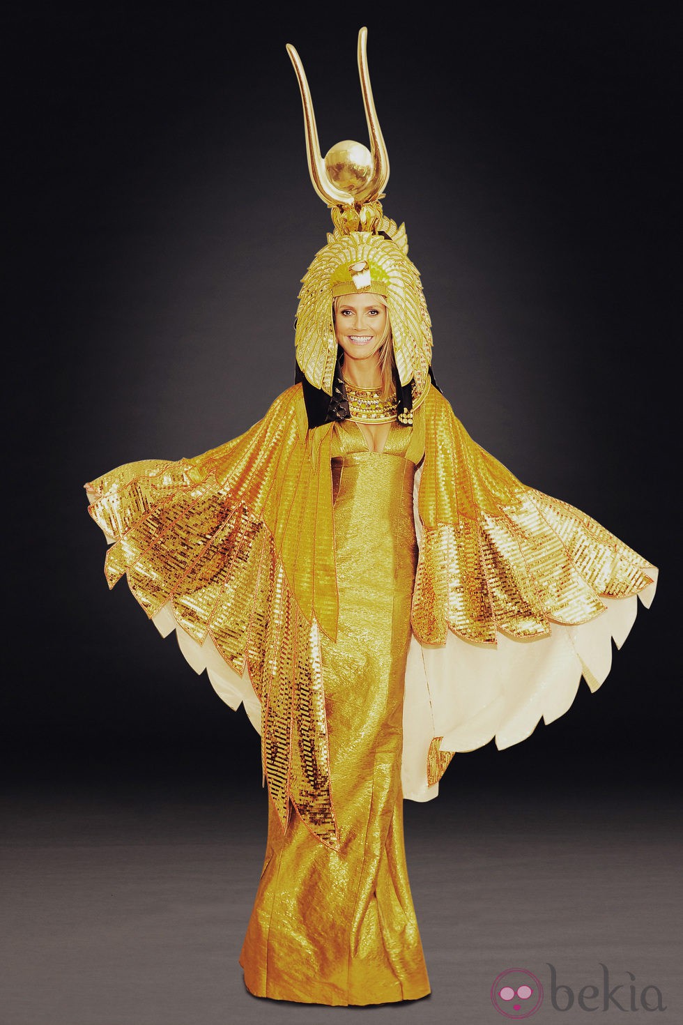 Heidi Klum disfrazada de Cleopatra para Halloween