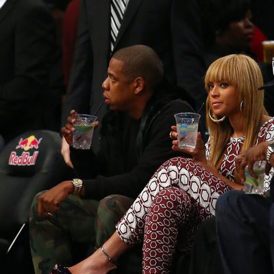 Beyonce y Jay-Z en un partido de la NBA