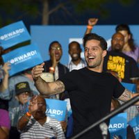 Ricky Martin haciendo campaña a Barack Obama