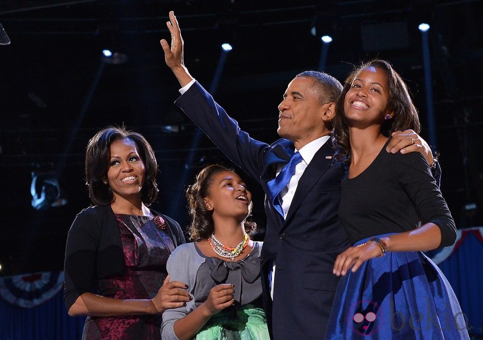 Barack Obama, Michelle y Sasha y Malia celebrando la reelección