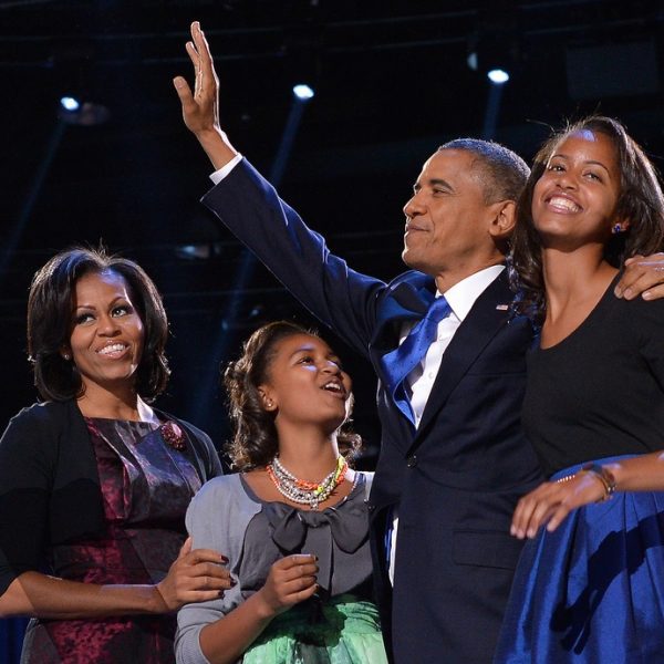 Barack Obama, Michelle Y Sasha Y Malia Celebrando La Reelección ...