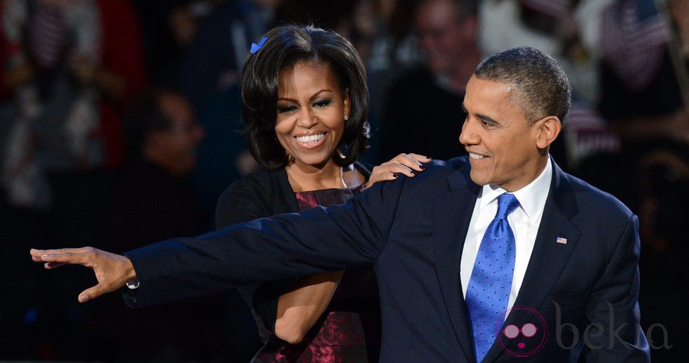 Barack Obama apoyado por su mujer Michelle