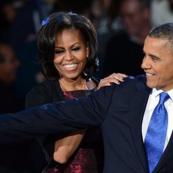 Barack Obama apoyado por su mujer Michelle