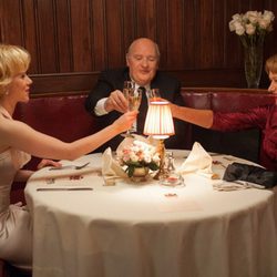 Scarlett Johansson, Anthony Hopkins y Helen Mirren cenan en 'Hitchcock'