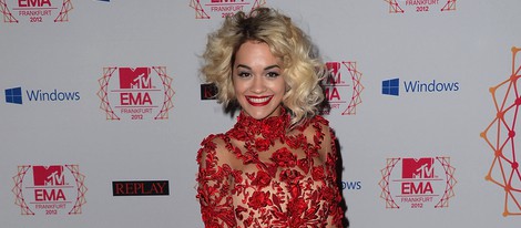 Rita Ora en la alfombra roja de los MTV EMA 2012