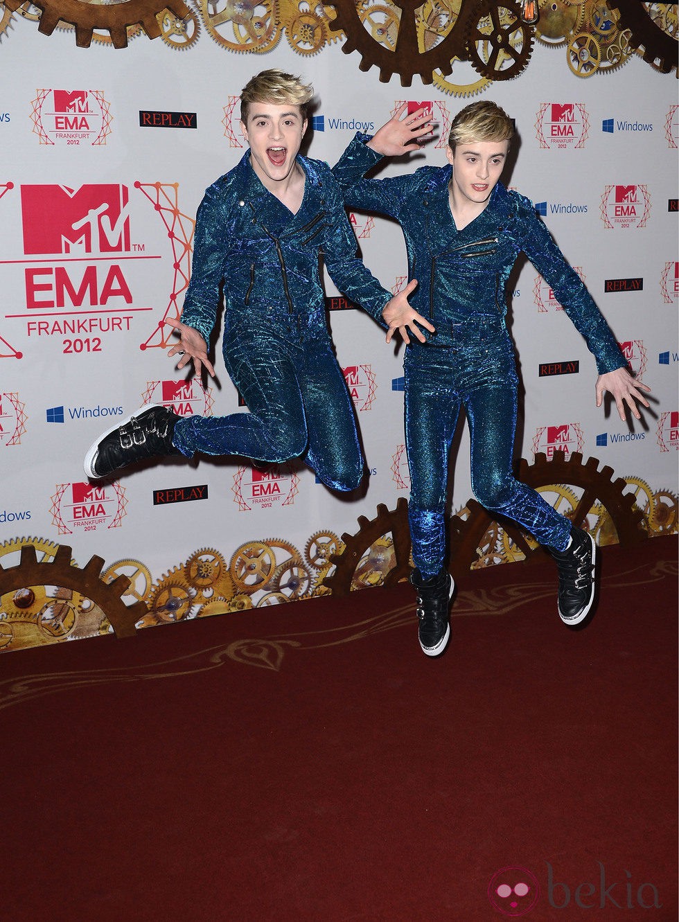 Jedward en la alfombra roja de los MTV Europe Music Awards 2012
