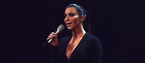 Kim Kardashian en la gala de los premios EMA´S 2012