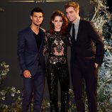 Taylor Lautner, Kristen Stewart y Robert Pattinson estrenan 'Amanecer. Parte 2' en Londres