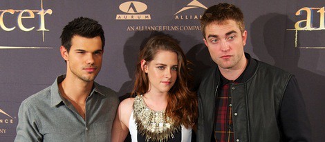 Taylor Lautner, Kristen Stewart y Robert Pattinson presentan 'Amanecer. Parte 2' en Madrid