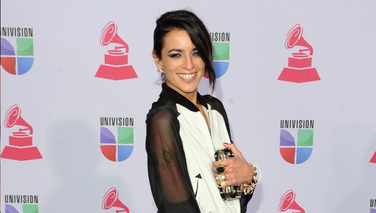 Bebe en los Grammy Latinos 2012