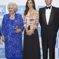 La Infanta Pilar, Bárbara Cano y Bruno Gómez-Acebo en la gala Mónaco contra el Autismo