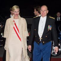 Los Príncipes Alberto y Charlene en la gala por el Día Nacional de Mónaco 2012