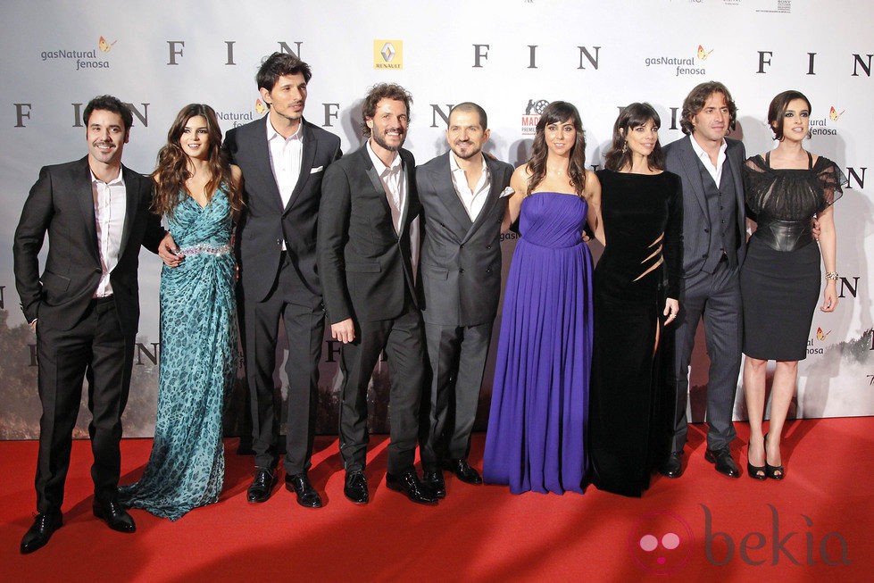 Todo el elenco de 'Fin' en la première en Madrid