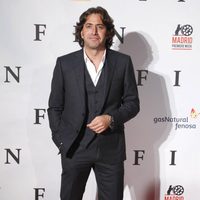 Antonio Garrido en el estreno de 'Fin' en Madrid