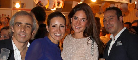 Virginia Troconis y Lourdes Montes en el Rastrillo Nuevo Futuro 2012