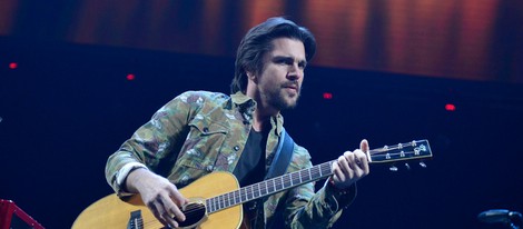 Juanes durante el concierto a favor de las víctimas del huracán Sandy en Nueva York